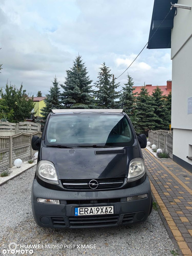 Opel Vivaro - 1