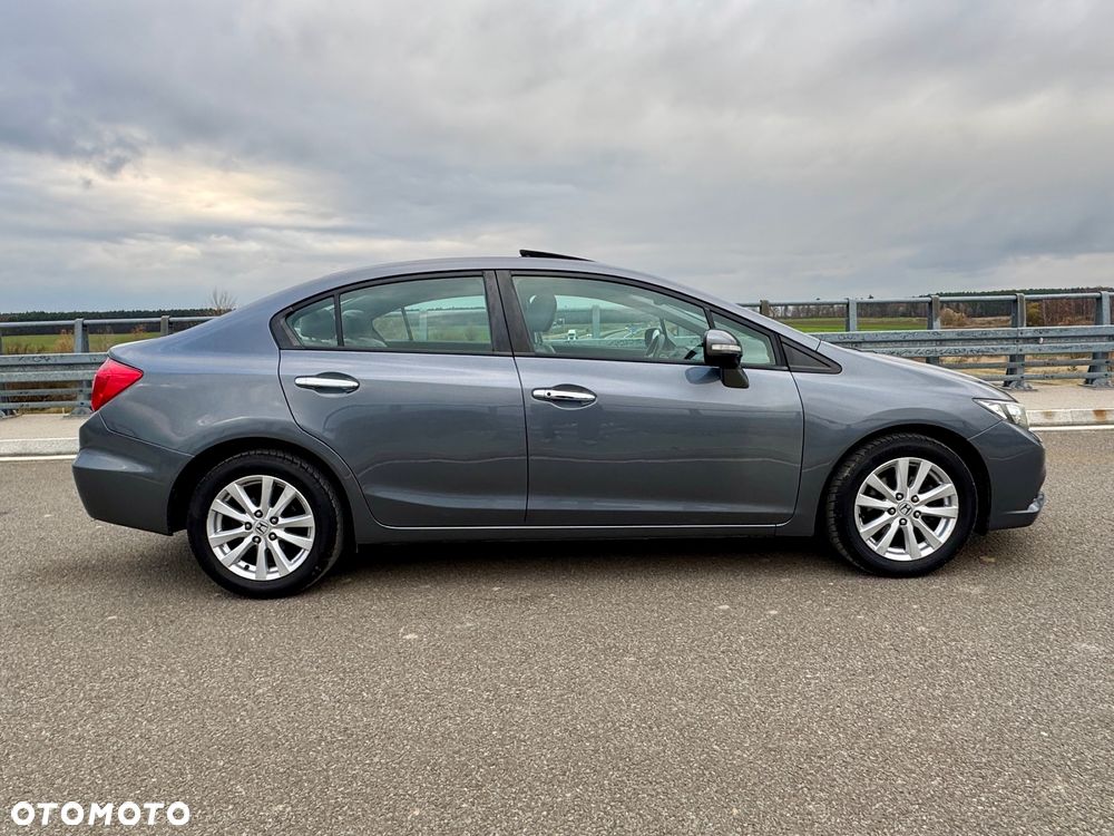 Honda Civic 1.8 Executive i-SHIFT - 5