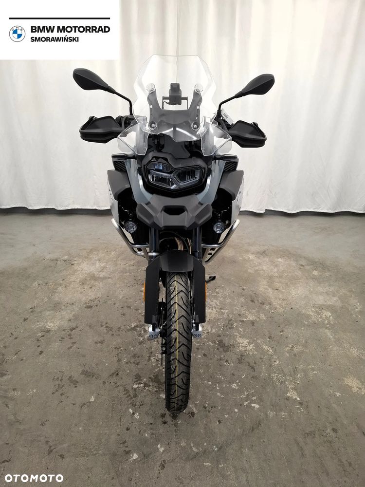 BMW F - 3