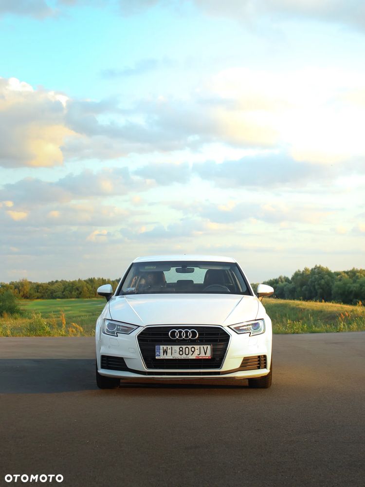 Audi A3 Sportback 35 TFSI S tronic - 2