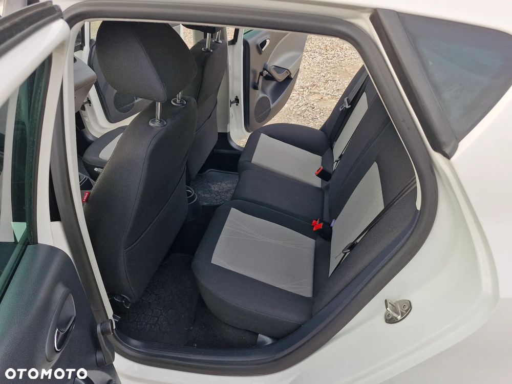 Seat Ibiza 1.4 16V Reference - 12