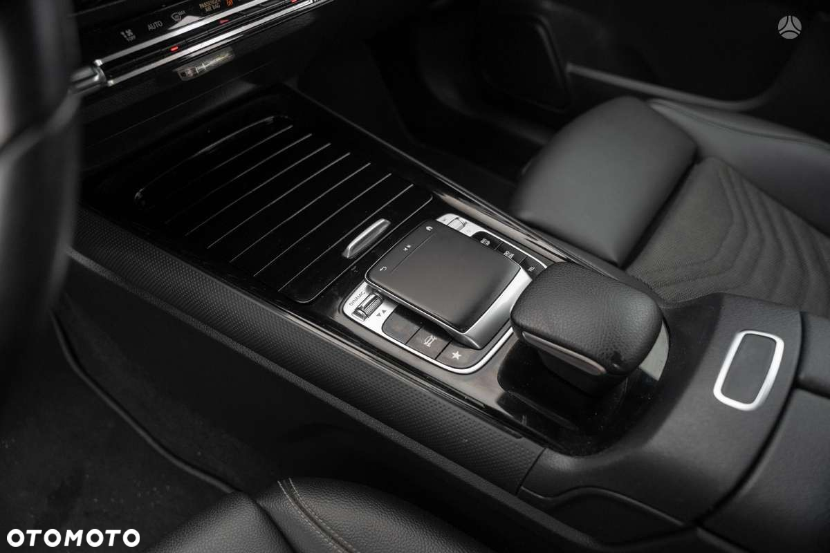 Mercedes-Benz Klasa B 180 7G-DCT Edition 19 - 23