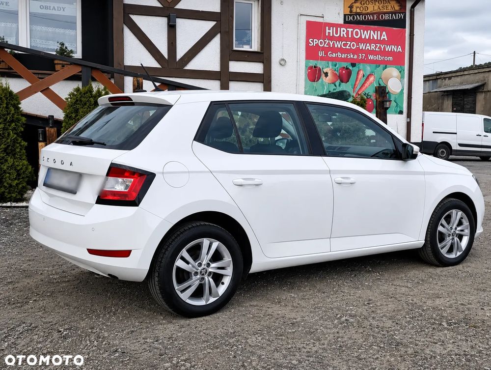 Skoda Fabia 1.0 Ambition - 10