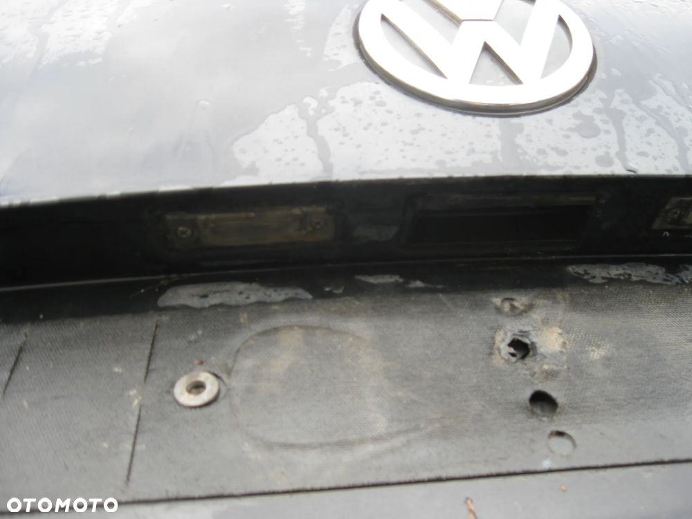 volkswagen touran klapa tylna kolor lc9z - 2