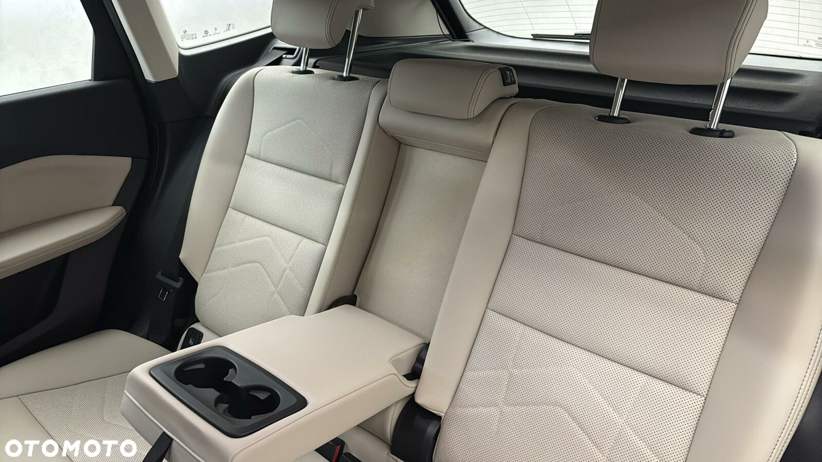 BMW iX1 - 17