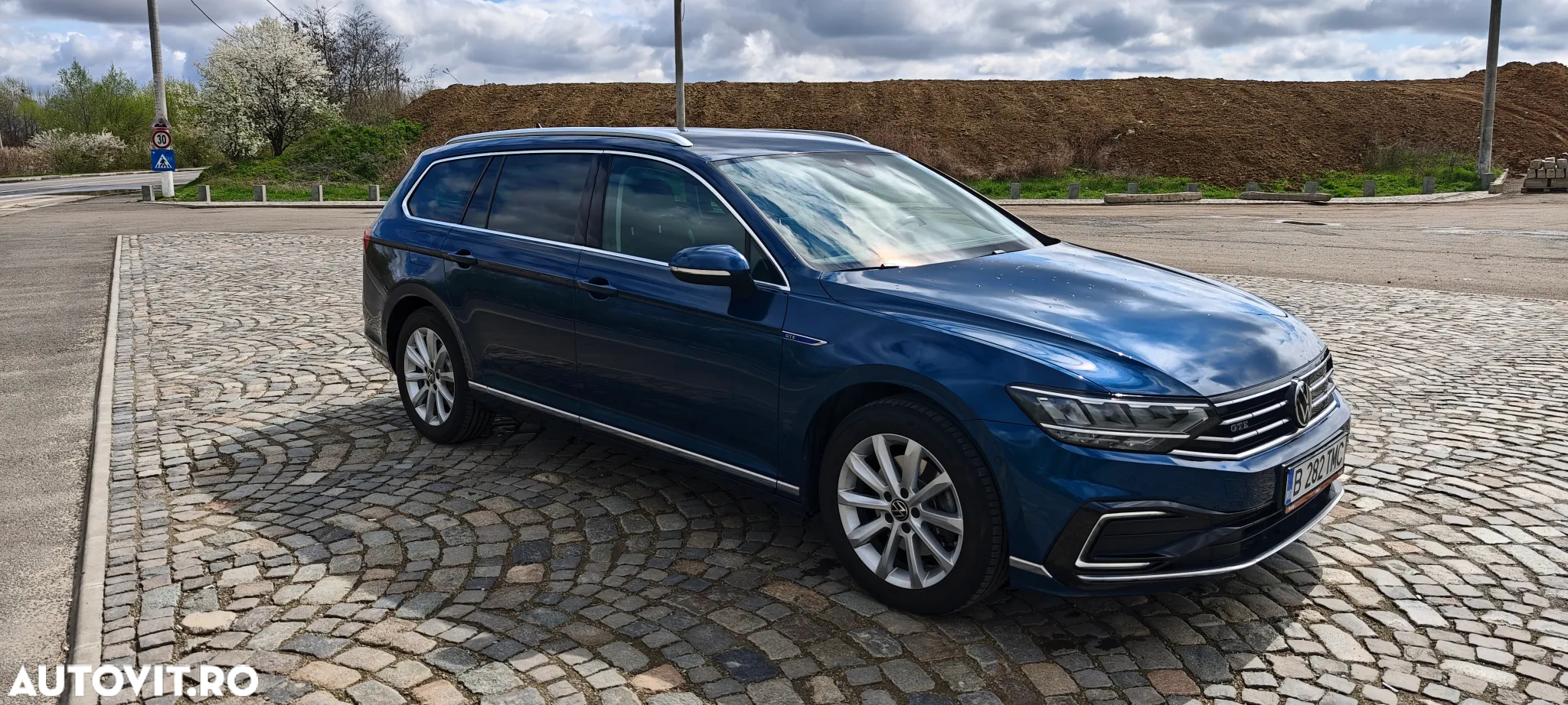 Volkswagen Passat GTE - 10