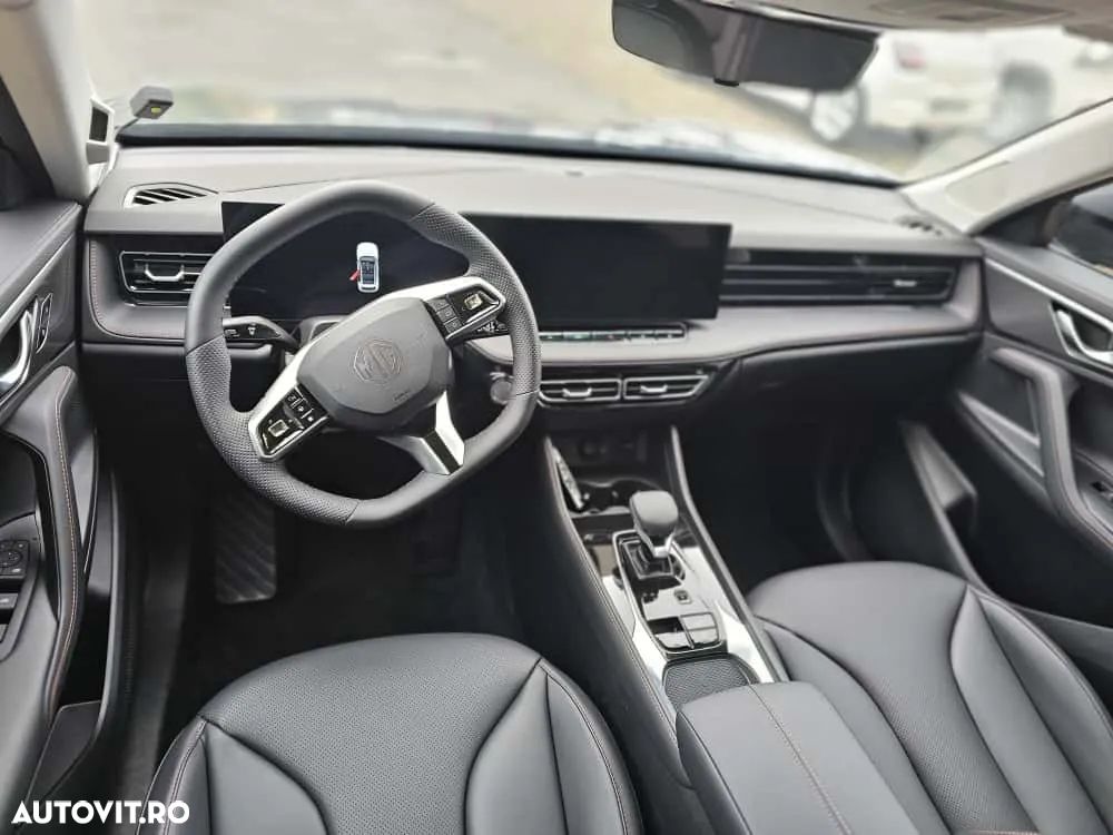 MG HS 1.5 T-GDi 7DCT Exclusive - 10