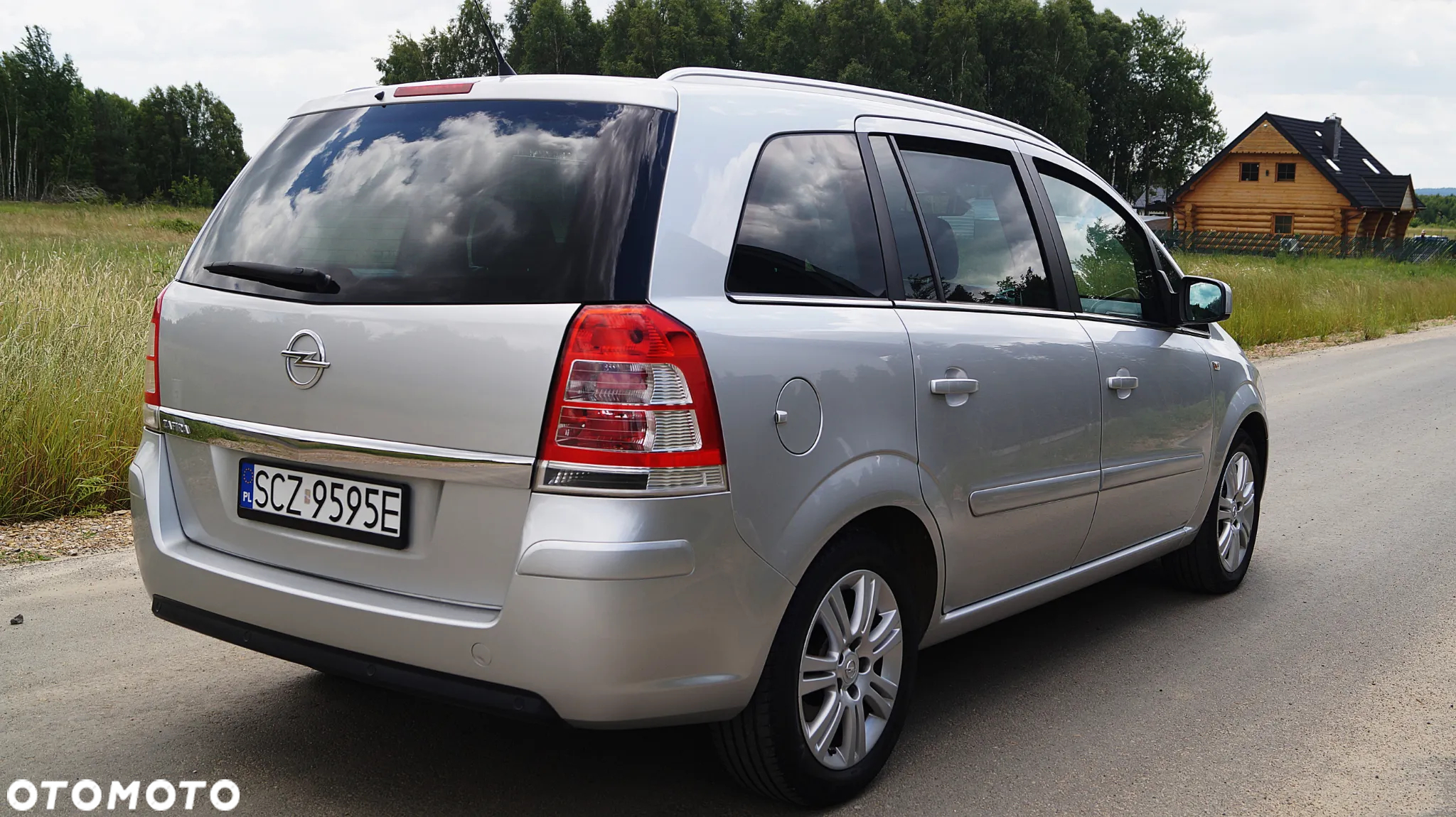 Opel Zafira - 9