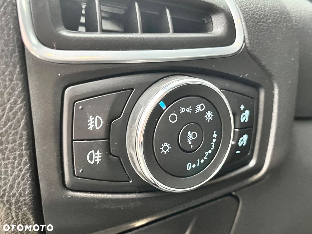 Ford Focus 1.0 EcoBoost STart-Stopp-System TITANIUM - 20