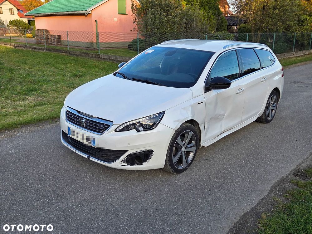 Peugeot 308 2015 photo 3