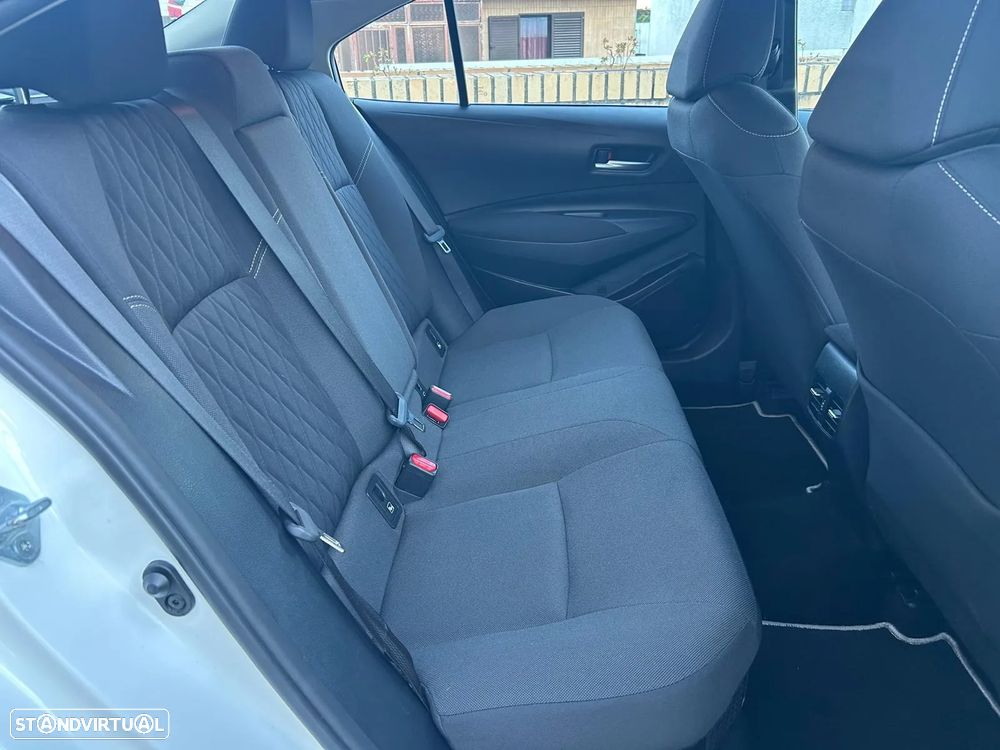 Toyota Corolla SD 1.8 Hybrid Comfort - 21