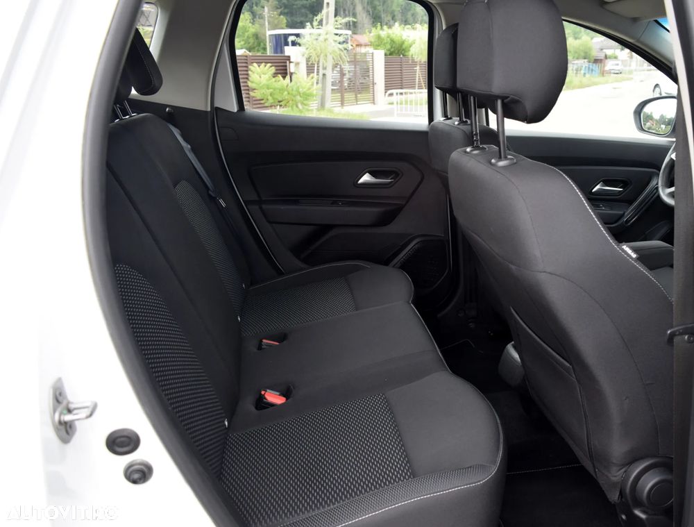 Dacia Duster 1.5 Blue dCi 4WD Prestige - 11