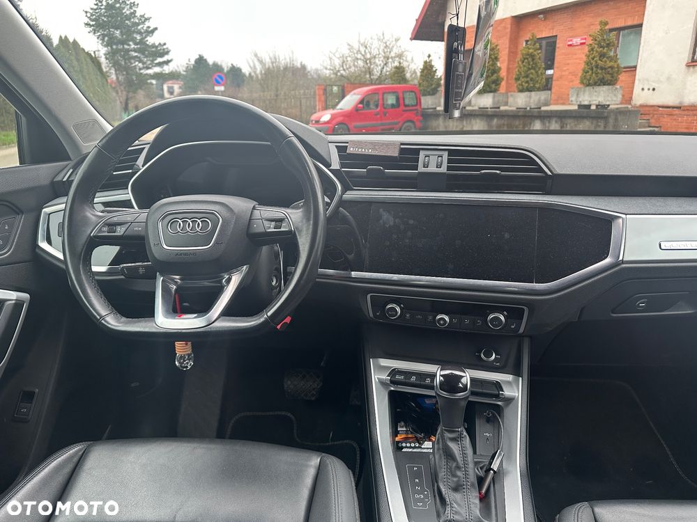 Audi Q3 35 TDI S-Line S tronic - 23