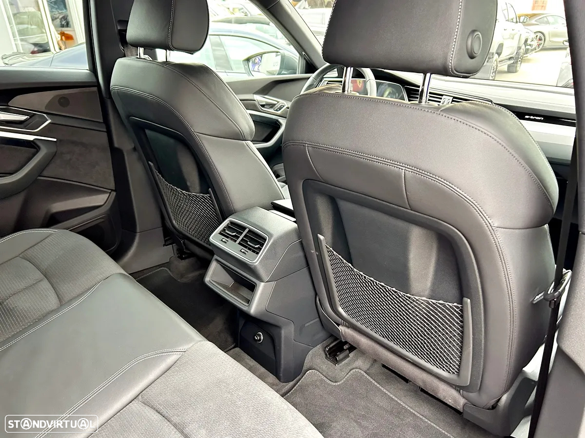 Audi e-tron 55 quattro S line - 33