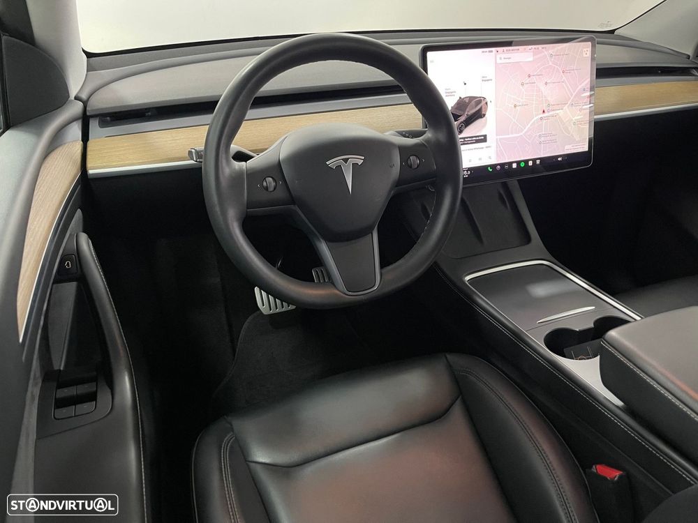 Tesla Model Y Performance Dual Motor AWD - 23