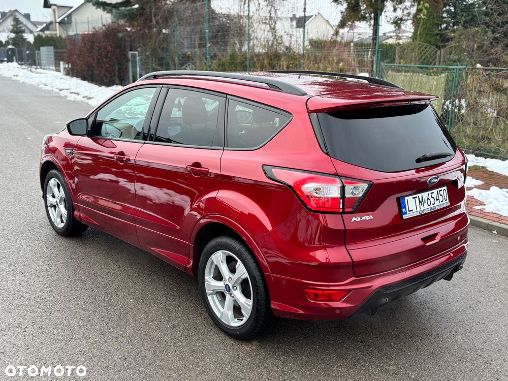 Ford Kuga - 28