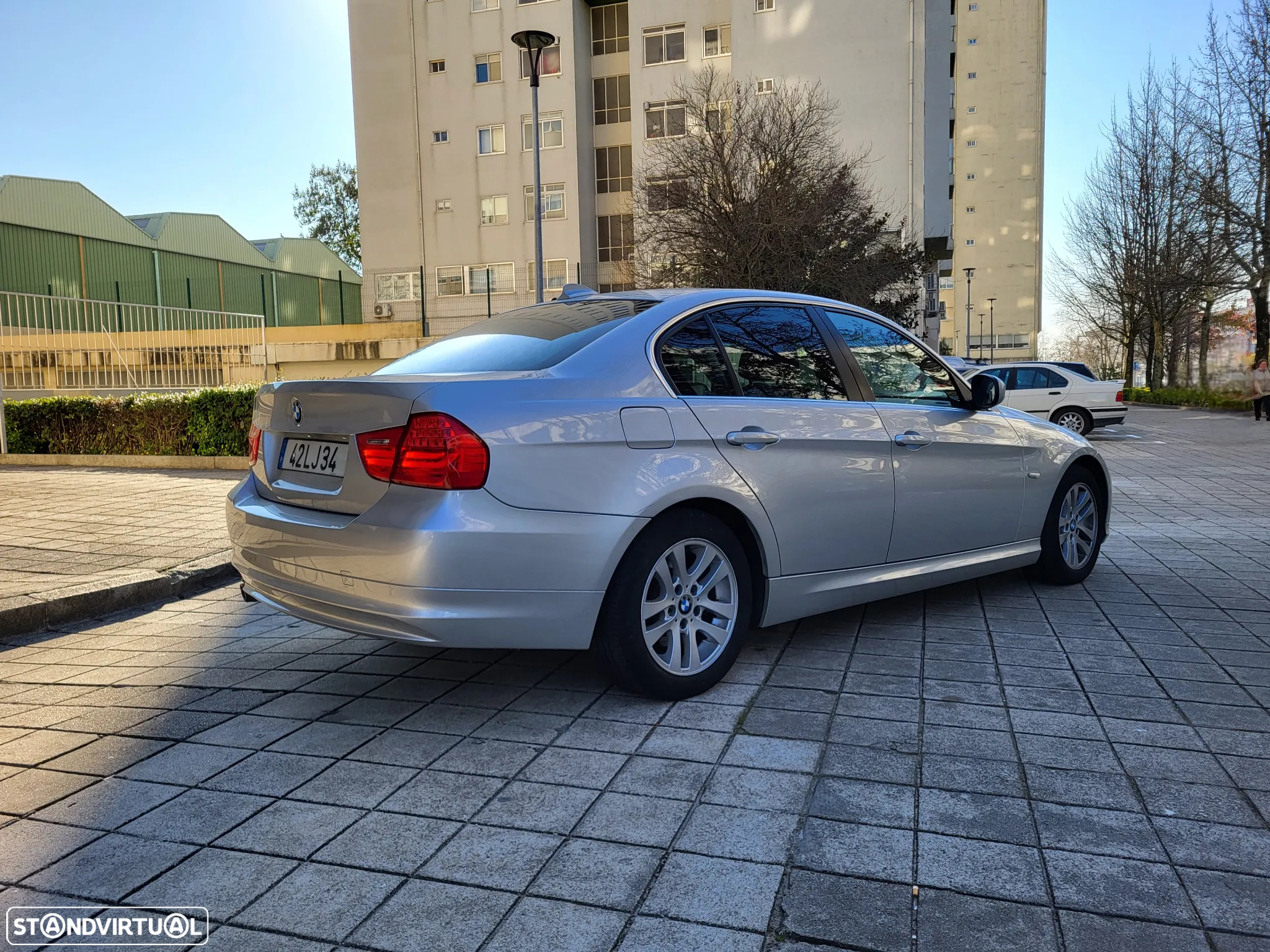 BMW 318 d LifeStyle - 6