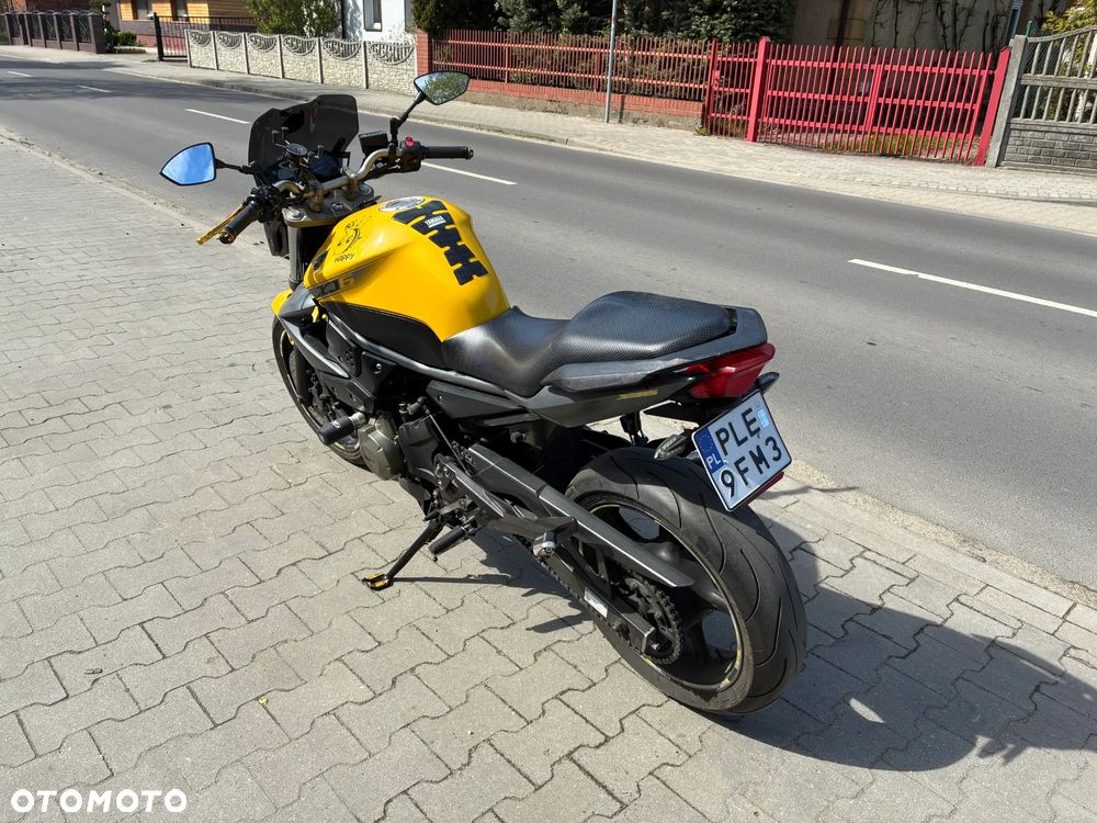 Yamaha XJ - 6