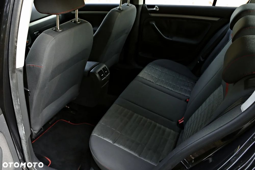 Volkswagen Golf 1.9 TDI Goal - 29