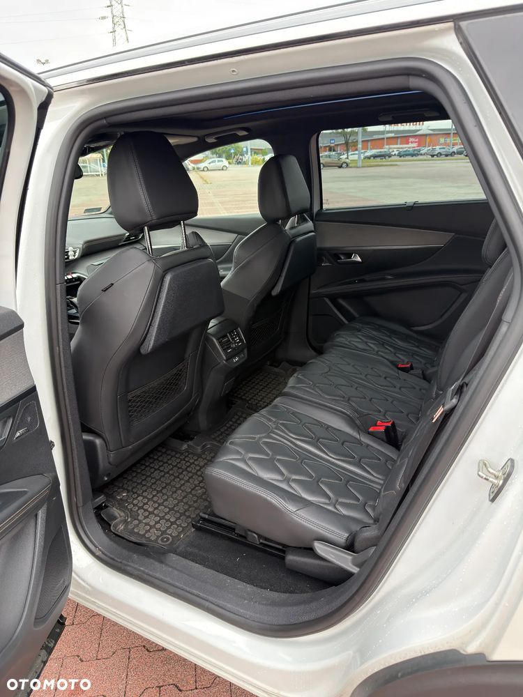 Peugeot 5008 - 12