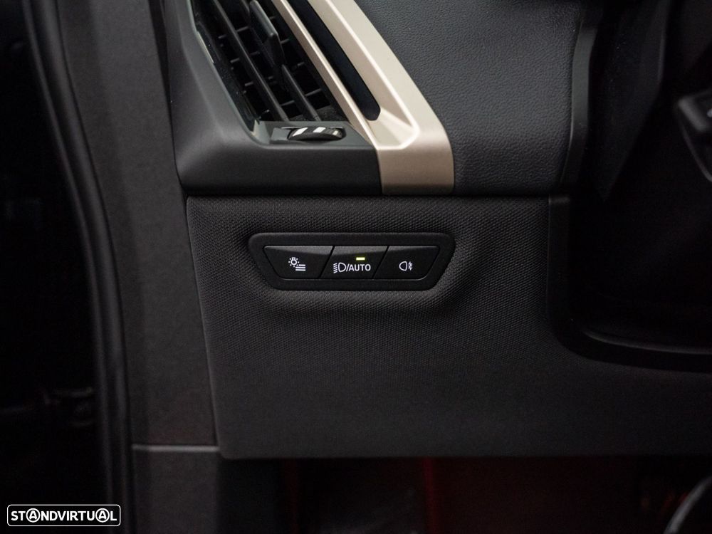 BMW iX xDrive 40 - 25