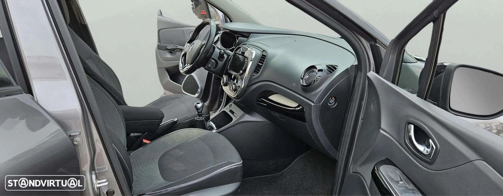 Renault Captur 1.5 dCi Exclusive - 12