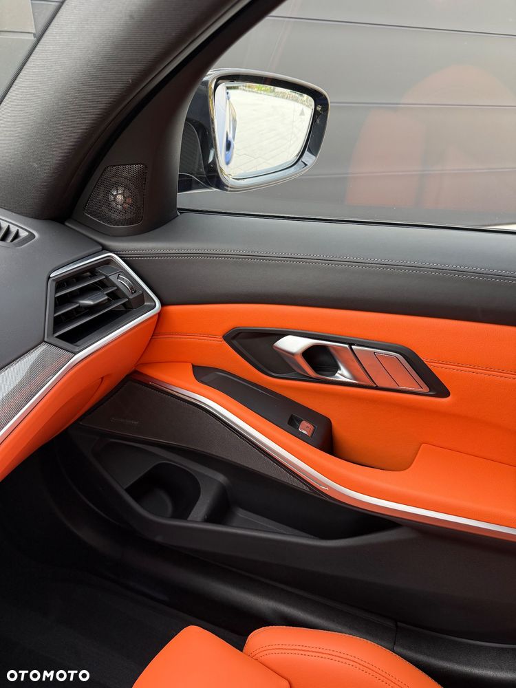 BMW M3 Competition xDrive sport - 27