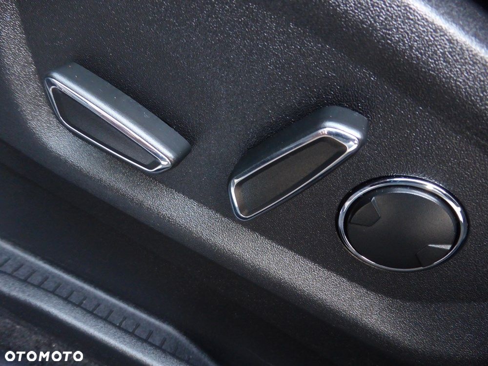 Ford Galaxy 2.0 TDCi Titanium - 30