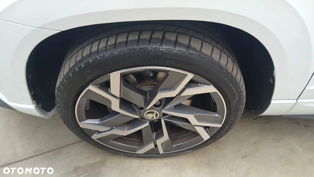 Skoda Karoq 1.5 TSI ACT GPF 4x2 Sportline - 8