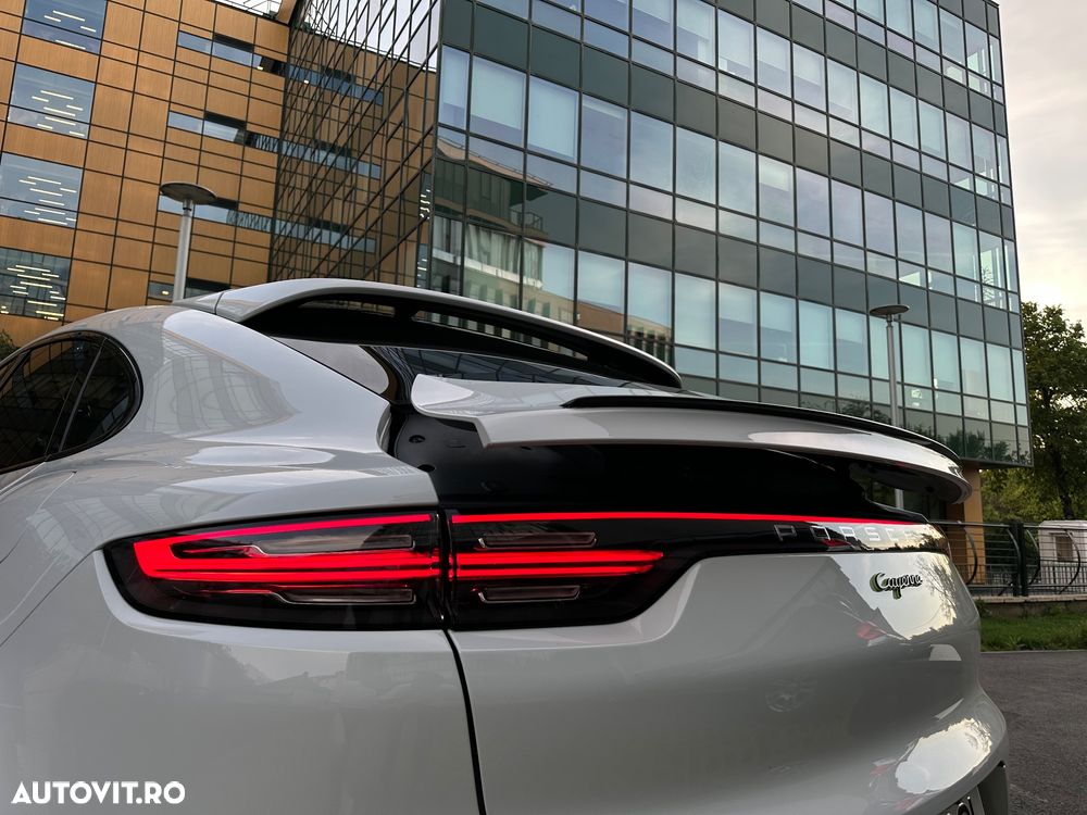 Porsche Cayenne Coupe Standard - 10