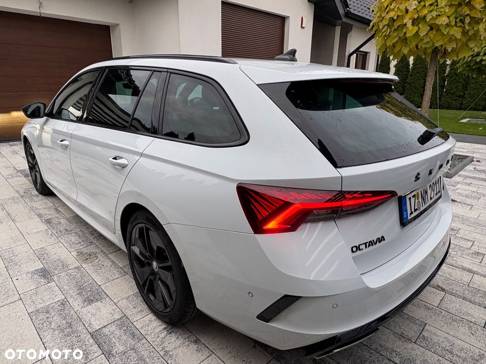Skoda Octavia 2.0 TDI RS DSG - 5