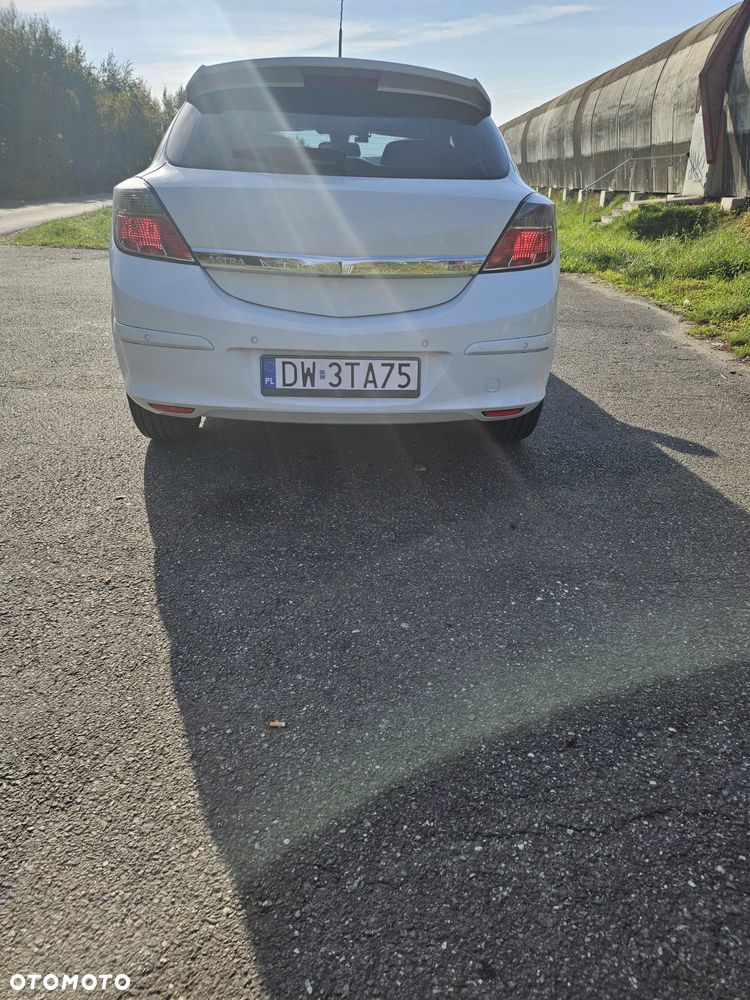 Opel Astra - 4