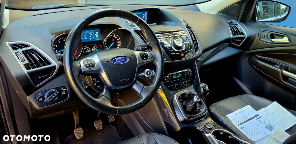 Ford Kuga - 30