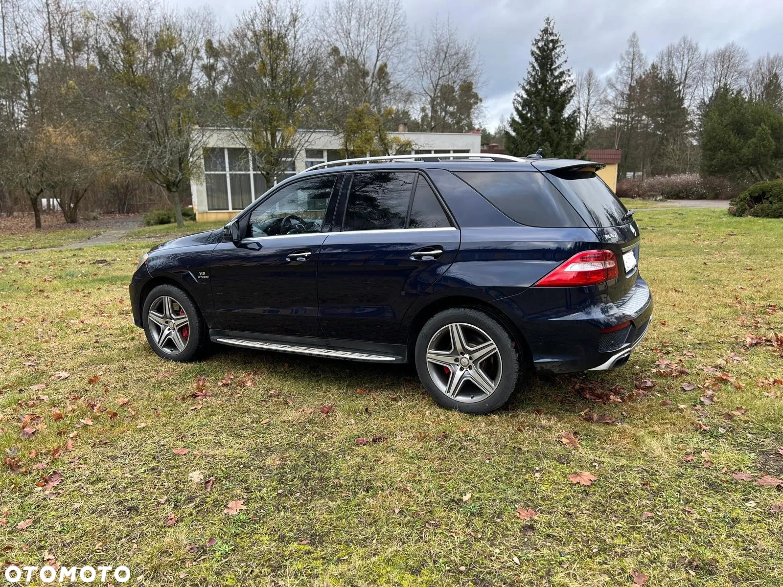 Mercedes-Benz ML 63 AMG 4Matic AMG SPEEDSHIFT 7G-TRONIC AMG Performance Package - 5