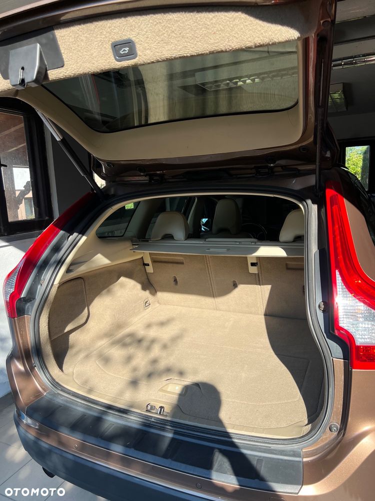 Volvo XC 60 - 10