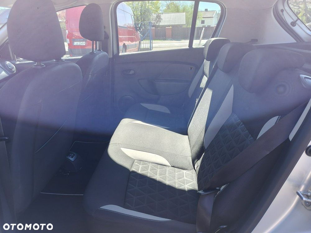 Dacia Sandero Stepway dCi 90 Ambiance - 27