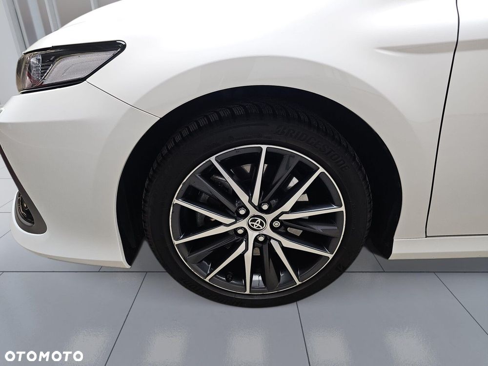 Toyota Camry 2.5 Hybrid Prestige CVT - 35