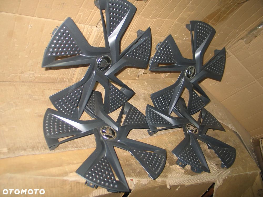 Kołpaki kolpak kapsel skoda fabia 4 IV 21r- 6VA601169 oryginal 4szt. - 4