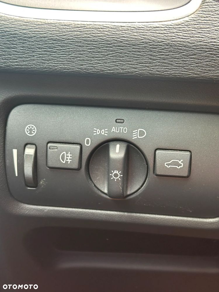 Volvo V40 D2 Drive-E Kinetic - 10