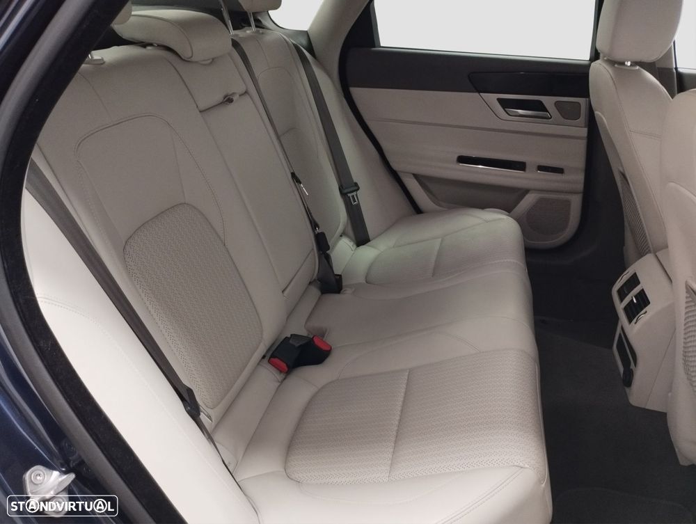 Jaguar XF 2.0 D Prestige Aut. - 8