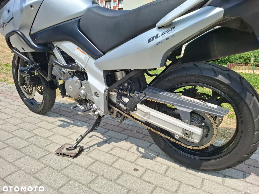 Suzuki V-STROM - 26