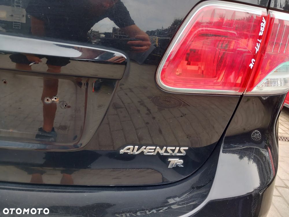 TOYOTA AVENSIS T27 KLAPA BAGAŻNIKA TYLNA TYŁ KOMBI KOLOR: 209 - 8