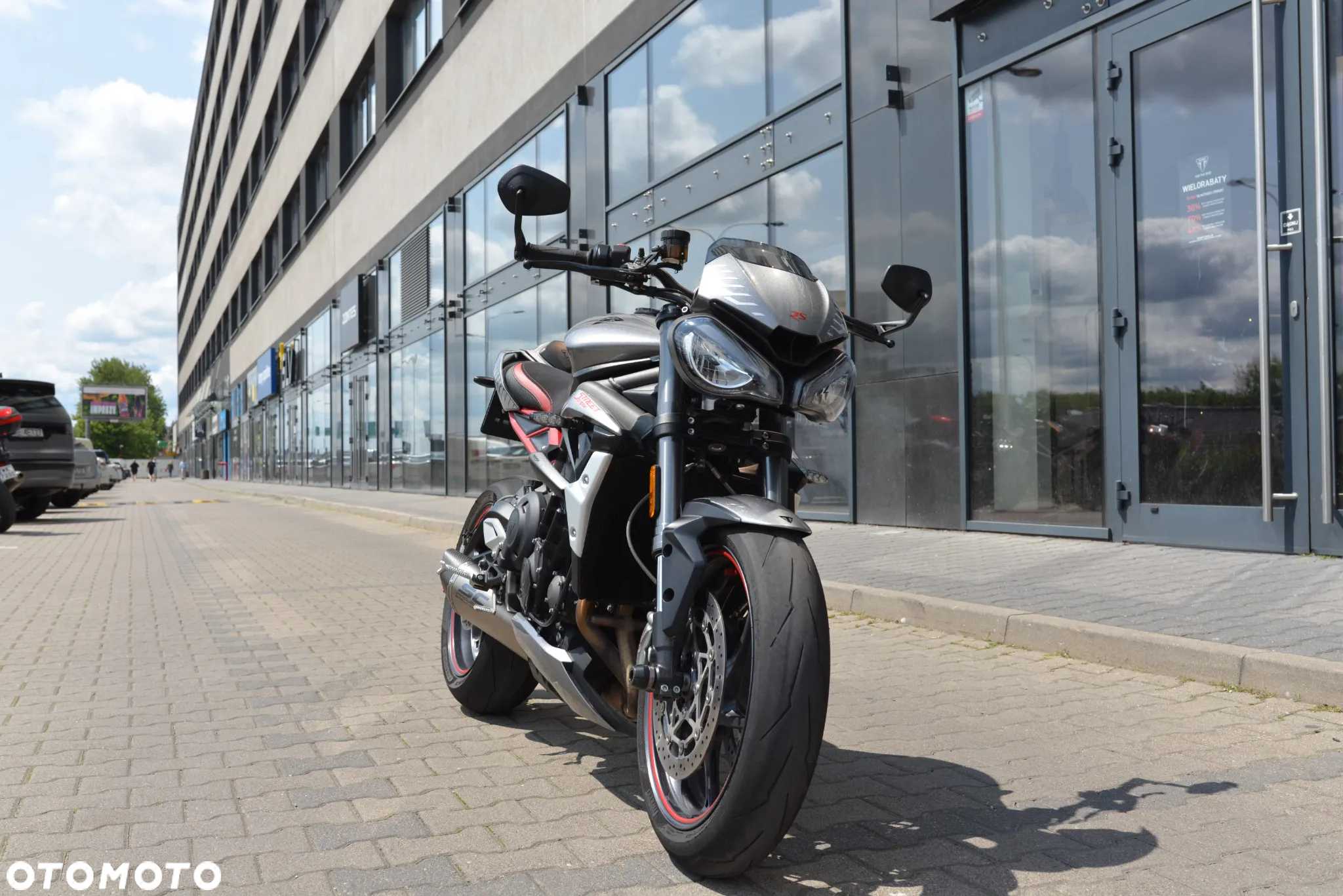 Triumph Street Triple - 3