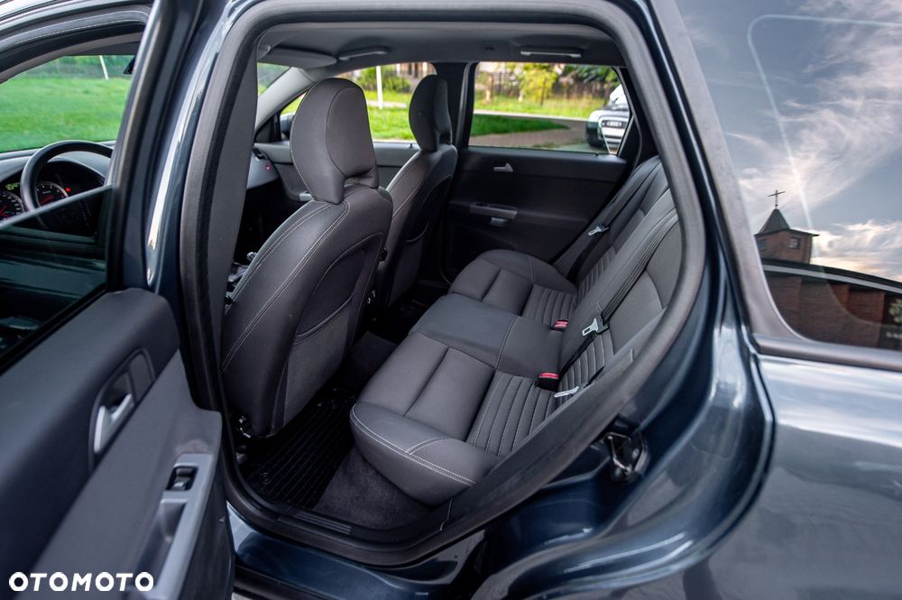 Volvo V50 2.4i Edition - 23