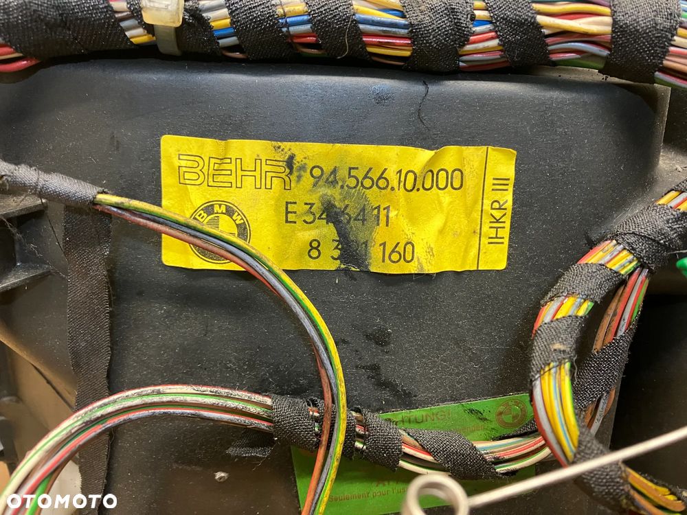 NAGRZEWNICA KOMBAJN KLIMATRONIK DMUCHAWA BMW E34 OEM 8391160 - 2