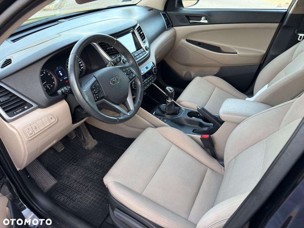 Hyundai Tucson 1.6 GDi Comfort 2WD - 34