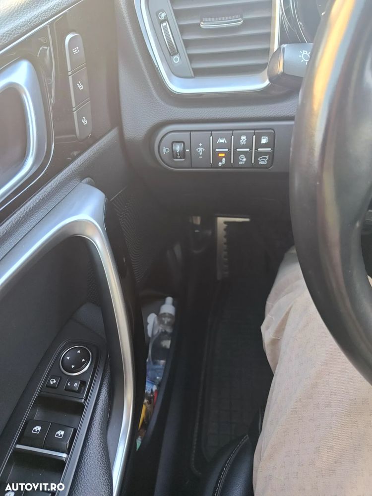 Kia Ceed 1.6 GDI 6DCT PHEV Vision - 7