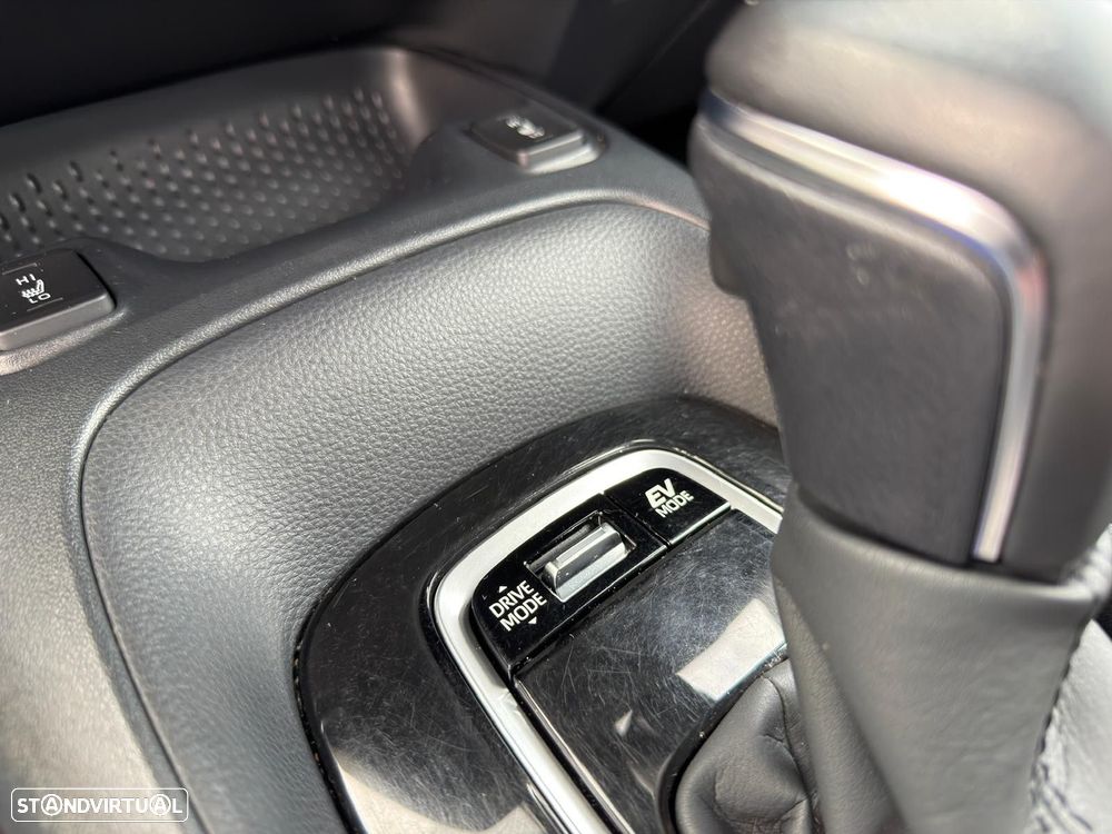 Toyota Corolla 1.8 Hybrid Comfort - 36