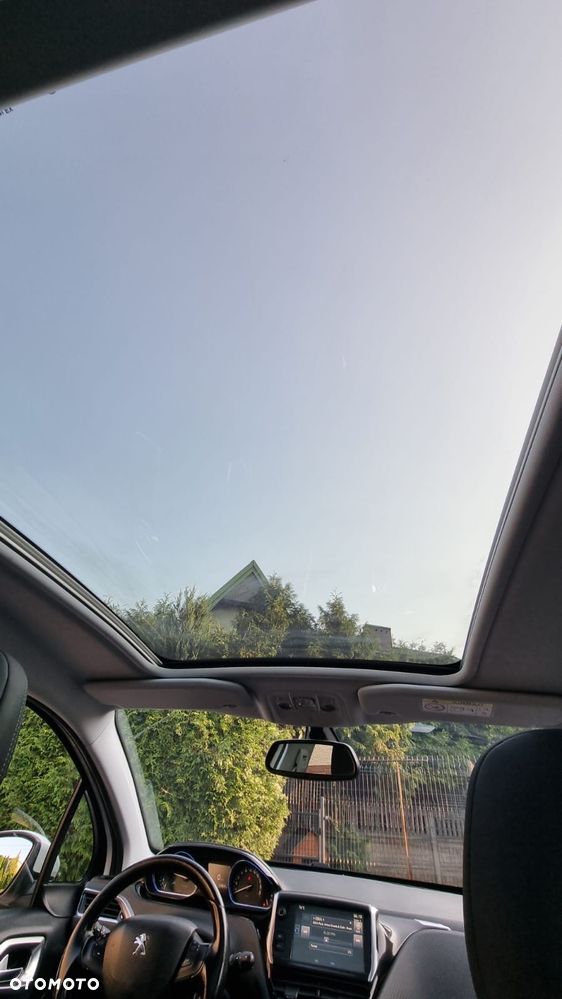 Peugeot 2008 1.6 BlueHDi Allure - 30