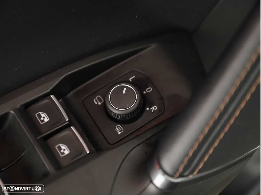 Cupra Formentor 1.4 e-Hybrid DSG - 35